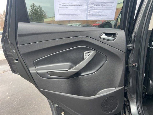 Used 2019 Ford Escape SEL image 16