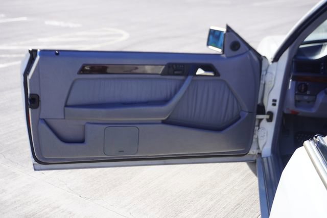 Used 1995 Mercedes-Benz E 320 Convertible image 15