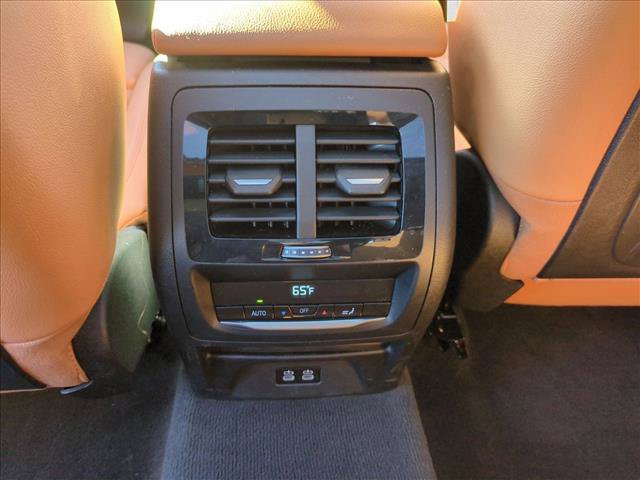 Used 2024 BMW X3 sDrive30i w/ Premium Package w/ZPA RWD image 18