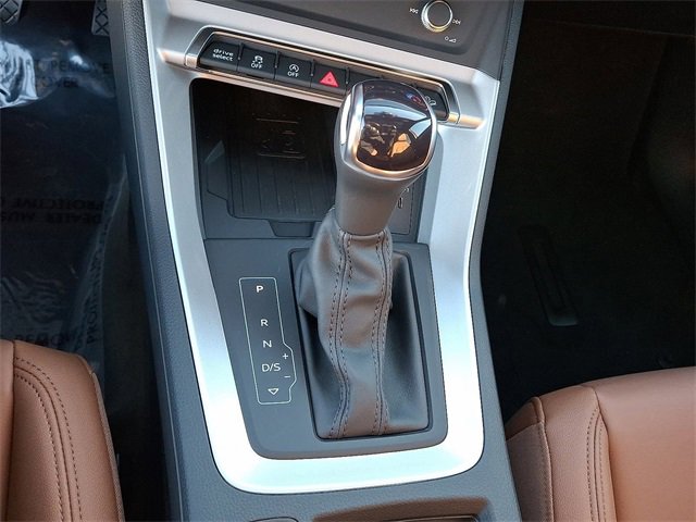 New 2025 Audi Q3 2.0T Premium image 11