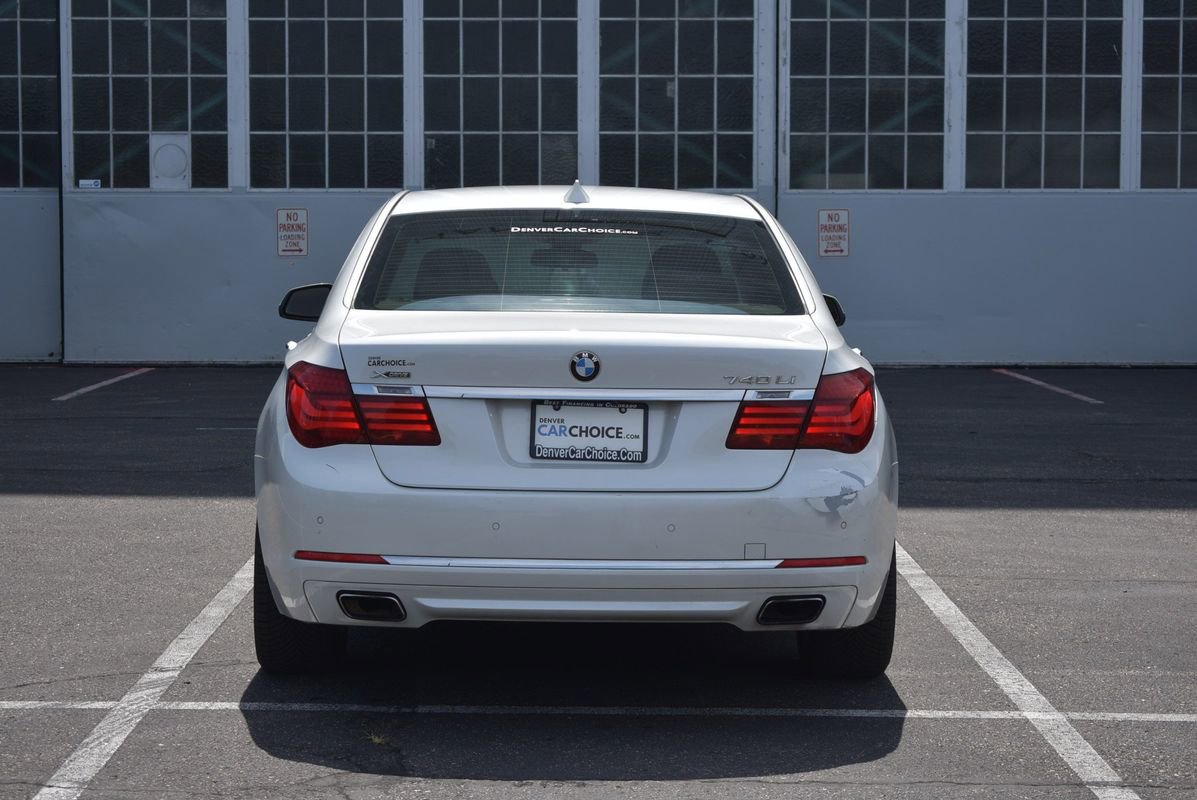Used 2013 BMW 740Li w/ Executive Pkg image 4
