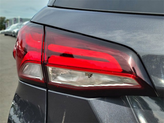 Used 2023 Chevrolet Equinox RS image 10