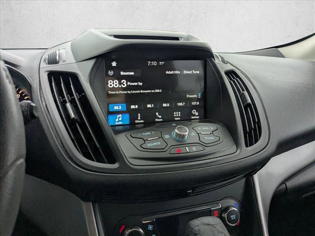 Used 2016 Ford Escape SE w/ Equipment Group 201A FWD image 10