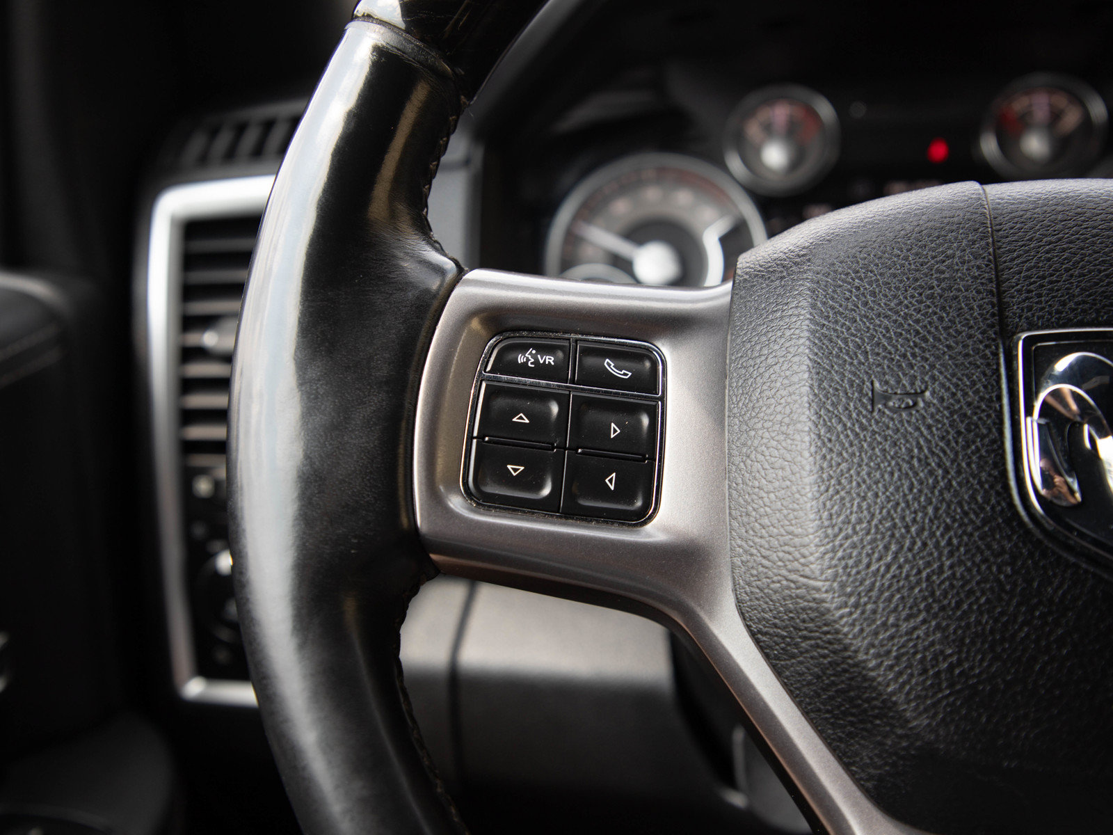 Used 2017 RAM 2500 Limited AWD/4WD image 24