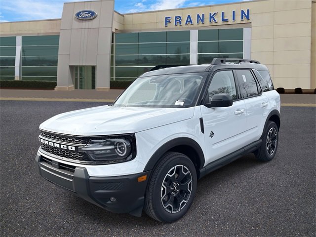 New 2025 Ford Bronco Sport Outer Banks image 3