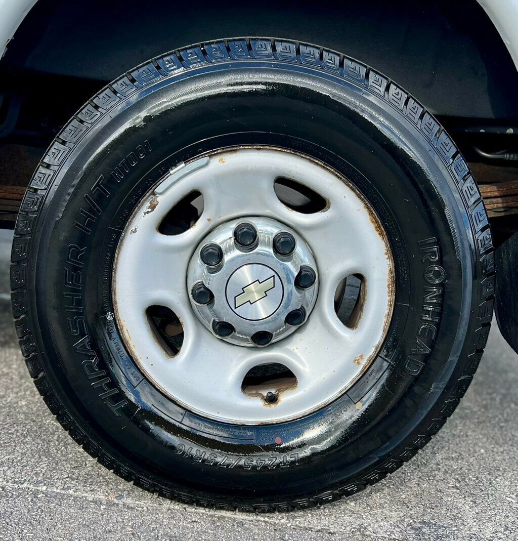 Used 2013 Chevrolet Express 3500 LT w/ LT Preferred Equipment Group image 21