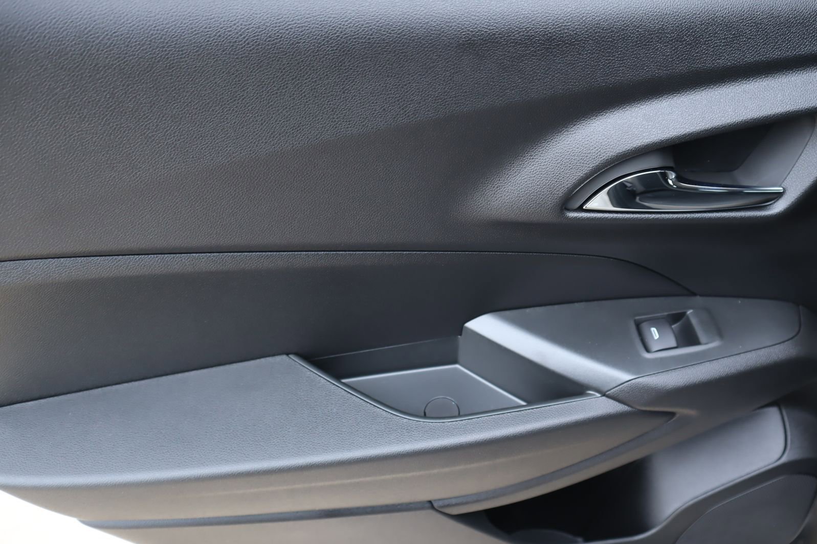 New 2026 Chevrolet Trax ACTIV w/ Driver Confidence Package FWD image 16