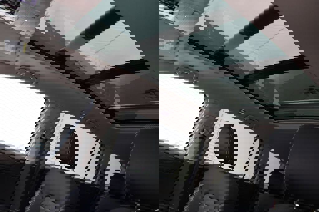 Used 2024 Volkswagen Atlas SEL image 19