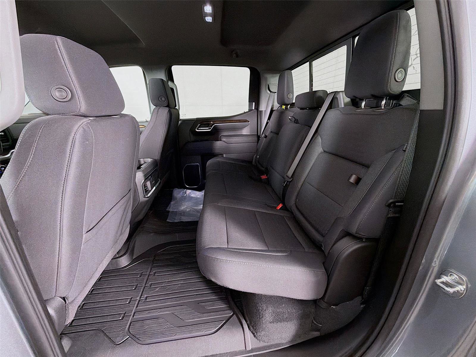 New 2026 GMC Sierra 1500 Elevation image 23