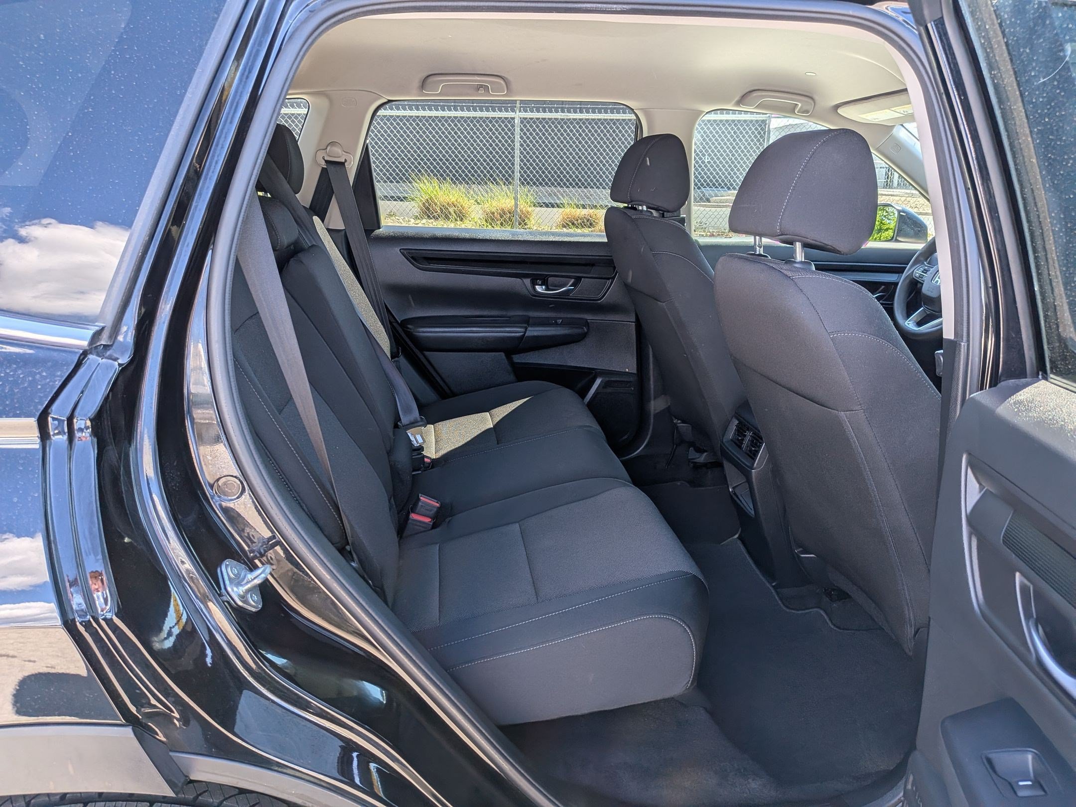 Used 2025 Honda CR-V LX image 27