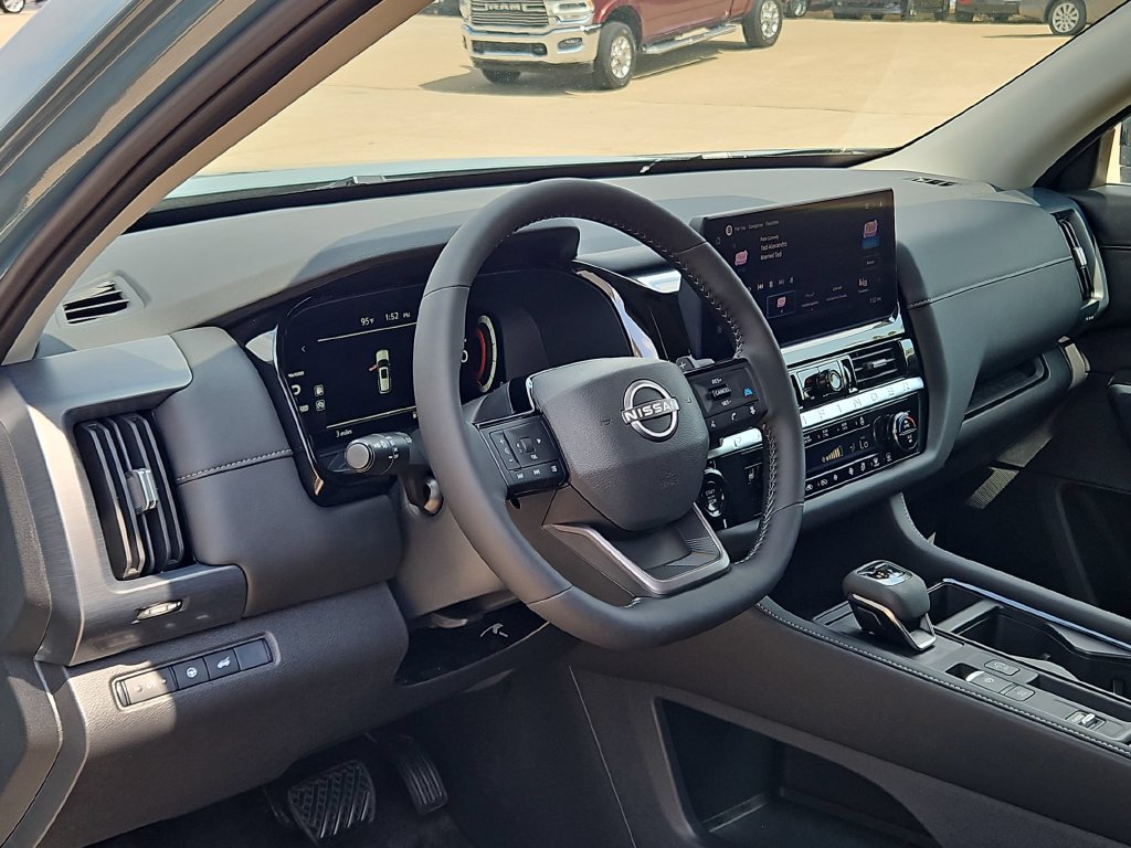 New 2026 Nissan Pathfinder SL FWD image 11
