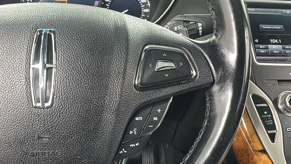 Used 2016 Lincoln MKX Reserve w/ Climate Package image 23