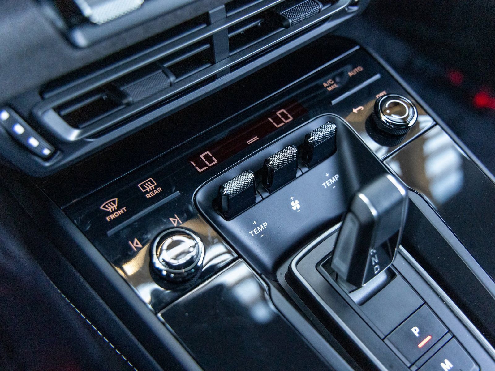 Certified 2024 Porsche 911 Targa 4 GTS image 39