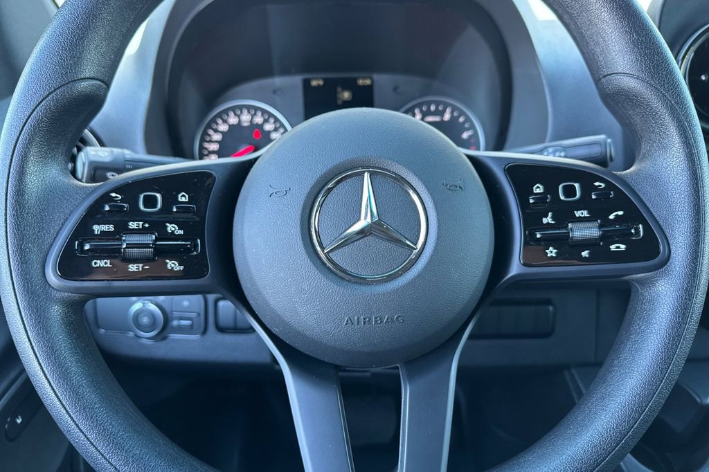 Used 2024 Mercedes-Benz Sprinter 2500 image 20