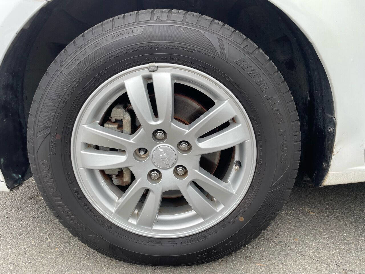 Used 2016 Chevrolet Sonic LT image 27