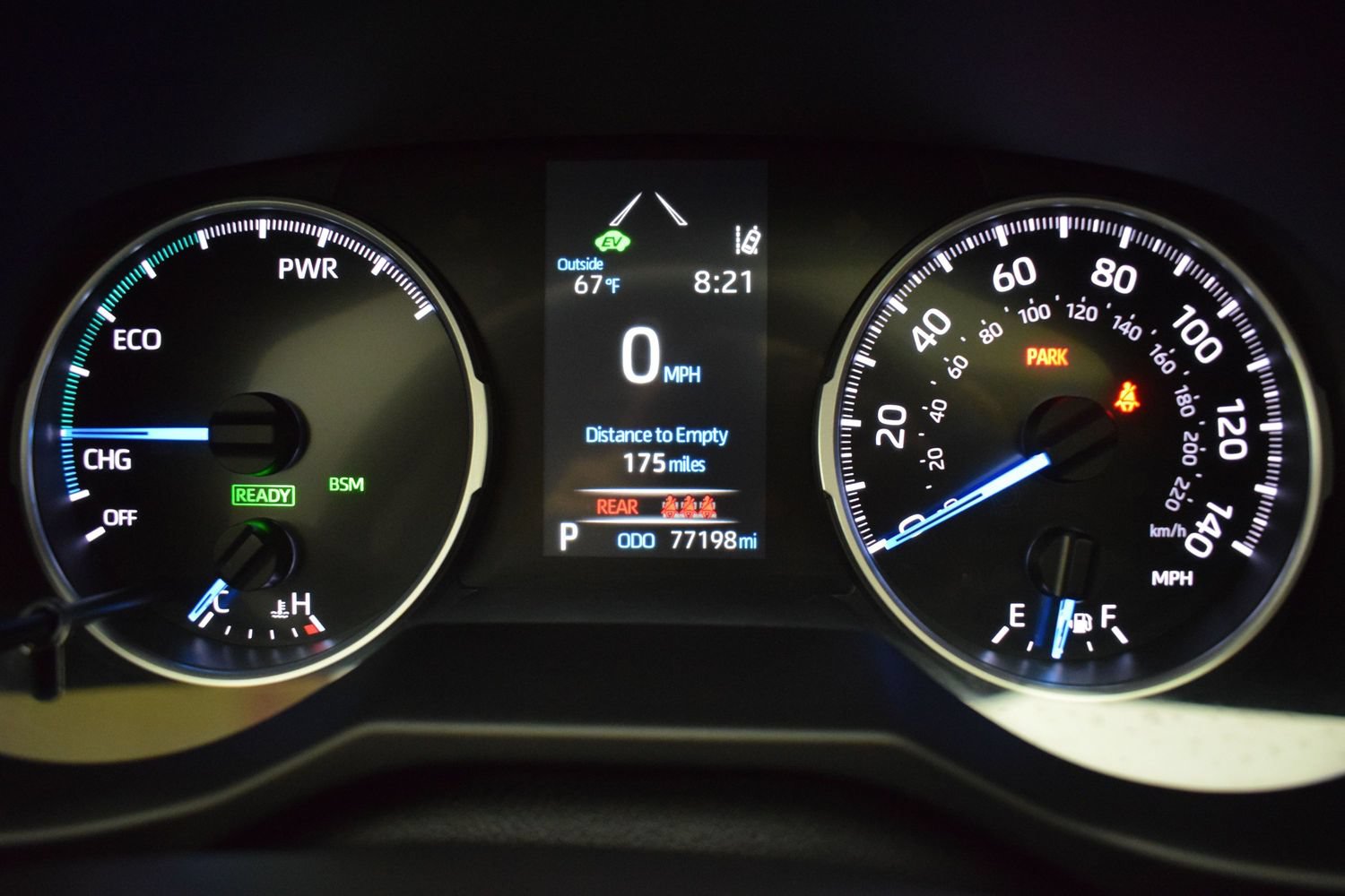 Used 2021 Toyota RAV4 XLE Premium AWD/4WD image 17