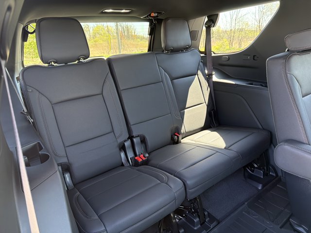 New 2026 Chevrolet Tahoe High Country w/ Sun And Tow Package AWD/4WD image 32