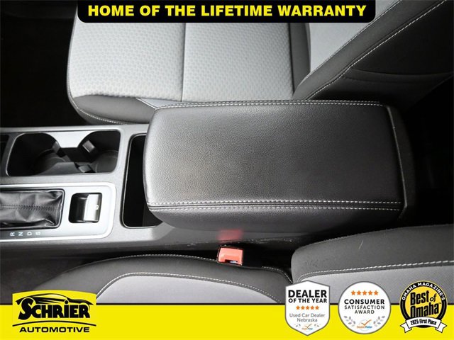 Used 2017 Ford Escape SE w/ Equipment Group 201A image 28