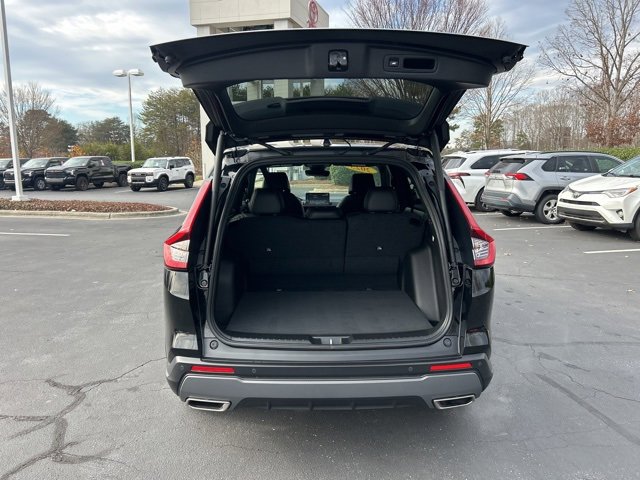 Used 2025 Honda CR-V Sport Touring image 8