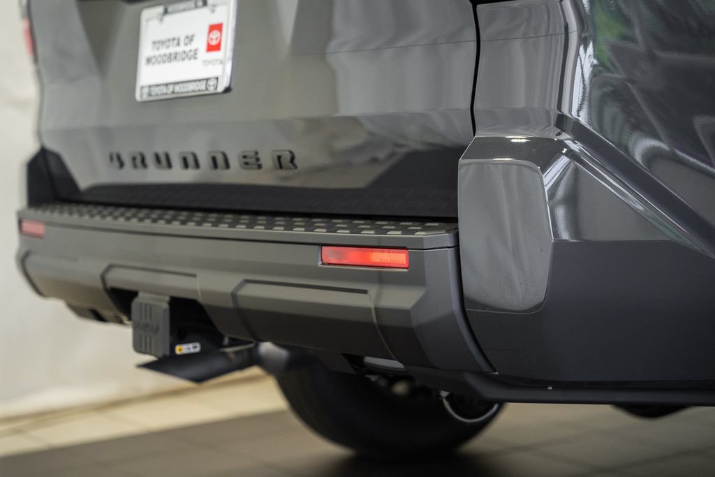 New 2026 Toyota 4Runner SR5 RWD image 7