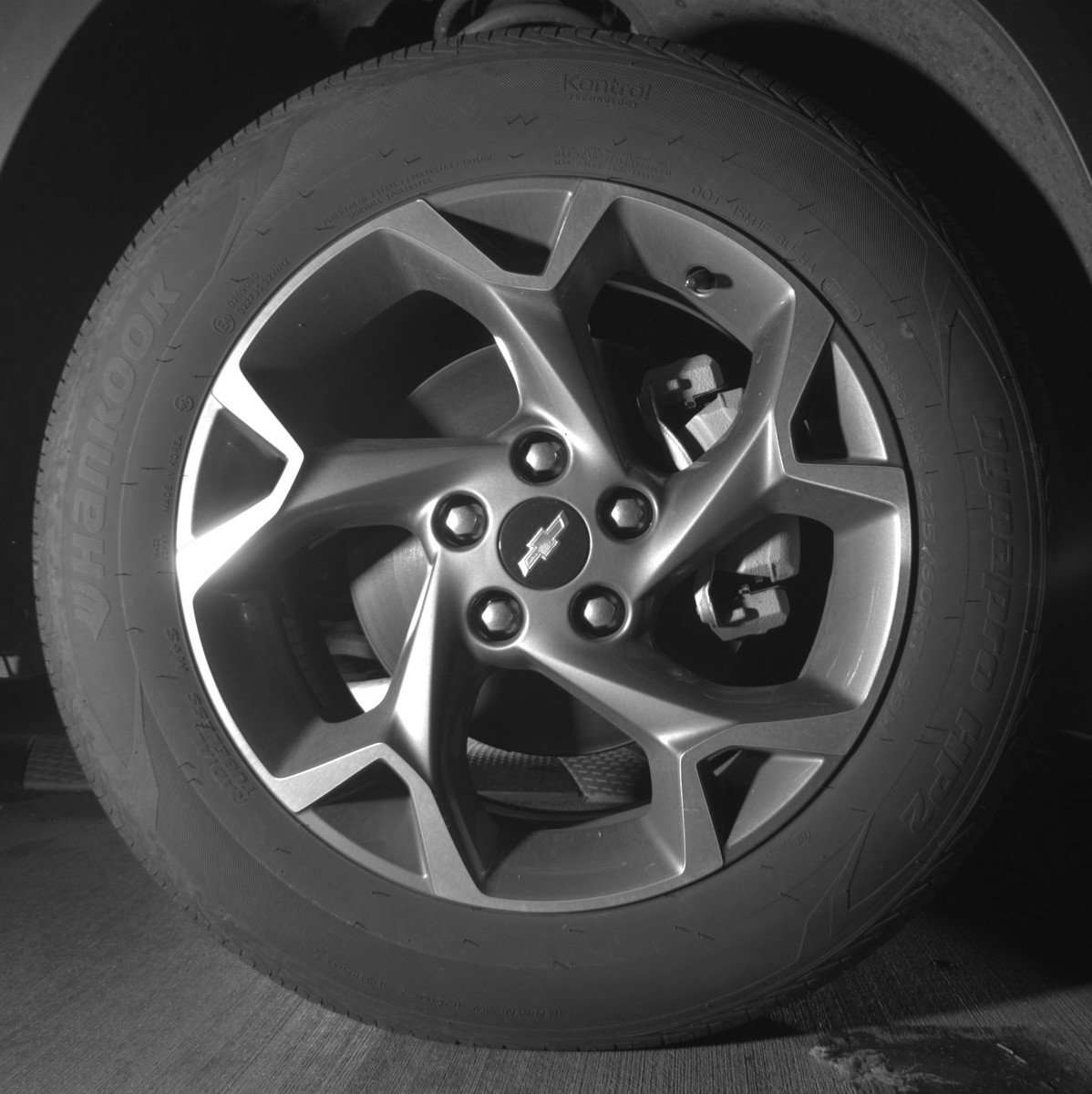 Used 2025 Chevrolet Trax LT FWD image 13