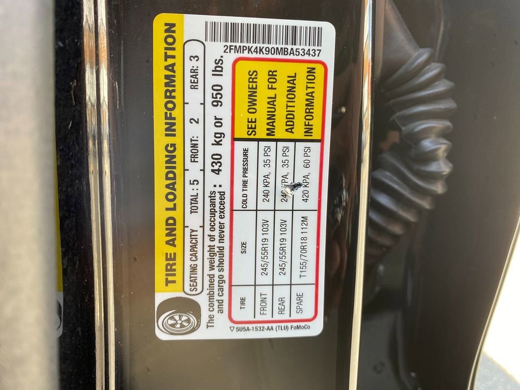 Used 2021 Ford Edge Titanium w/ Cargo Accessory Package image 31