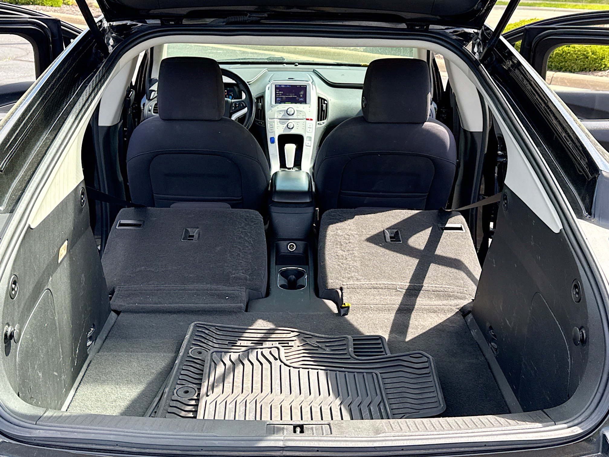 Used 2012 Chevrolet Volt FWD image 7