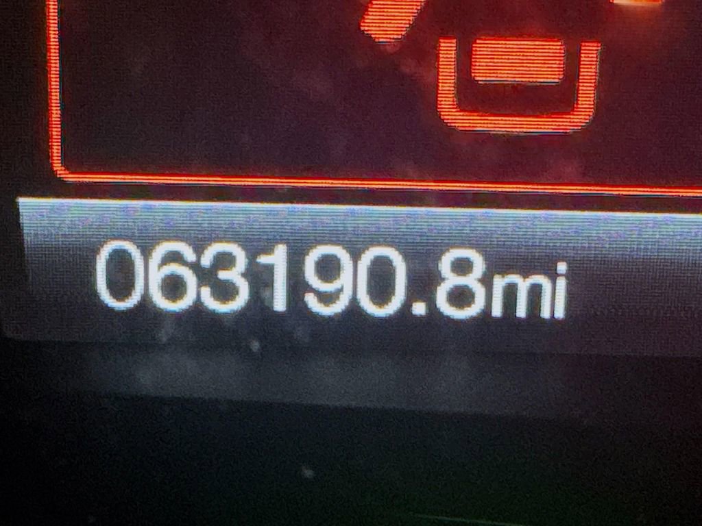 Used 2021 Ford Edge ST image 12