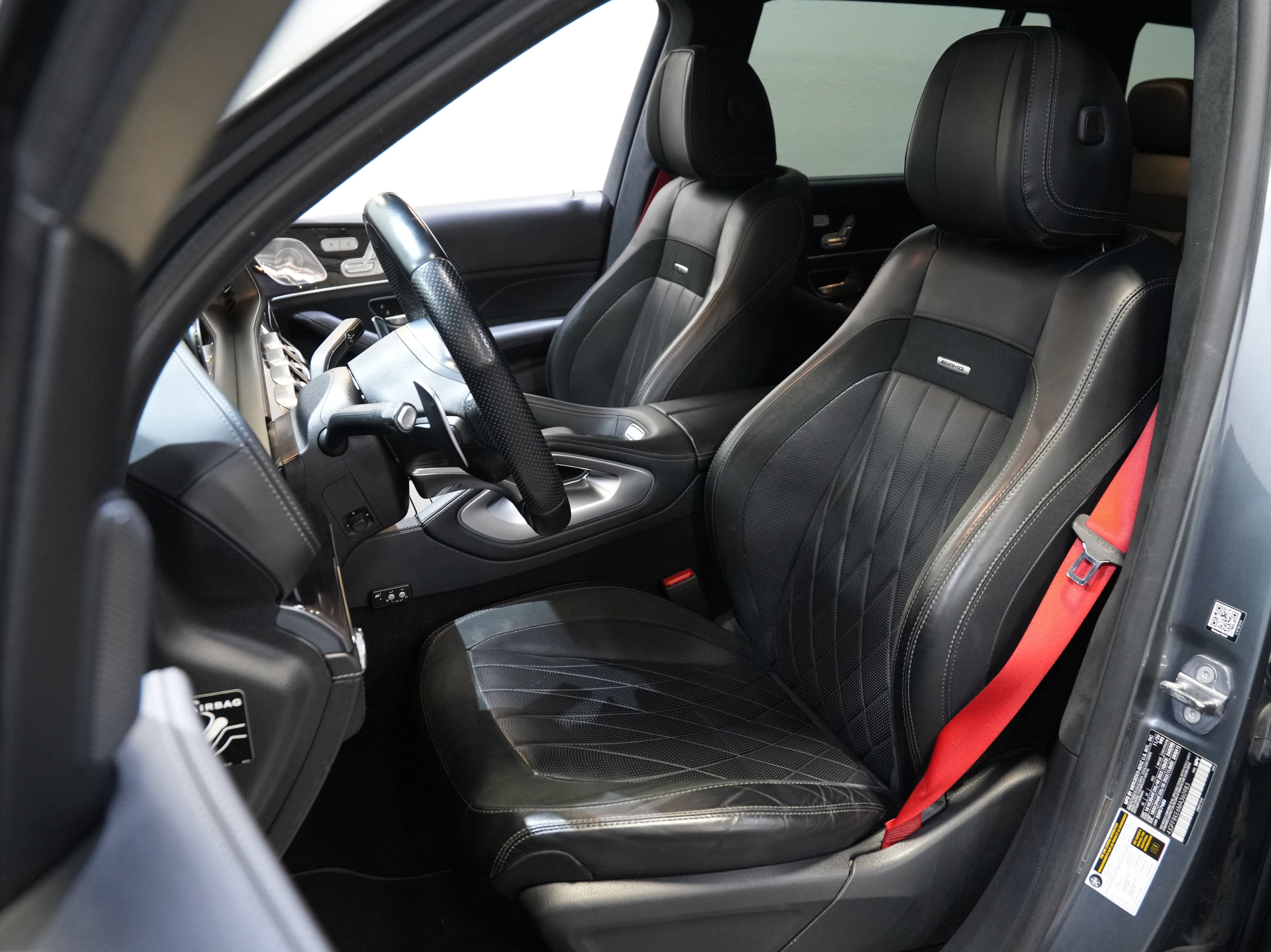 Used 2021 Mercedes-Benz GLS 63 AMG 4MATIC image 28