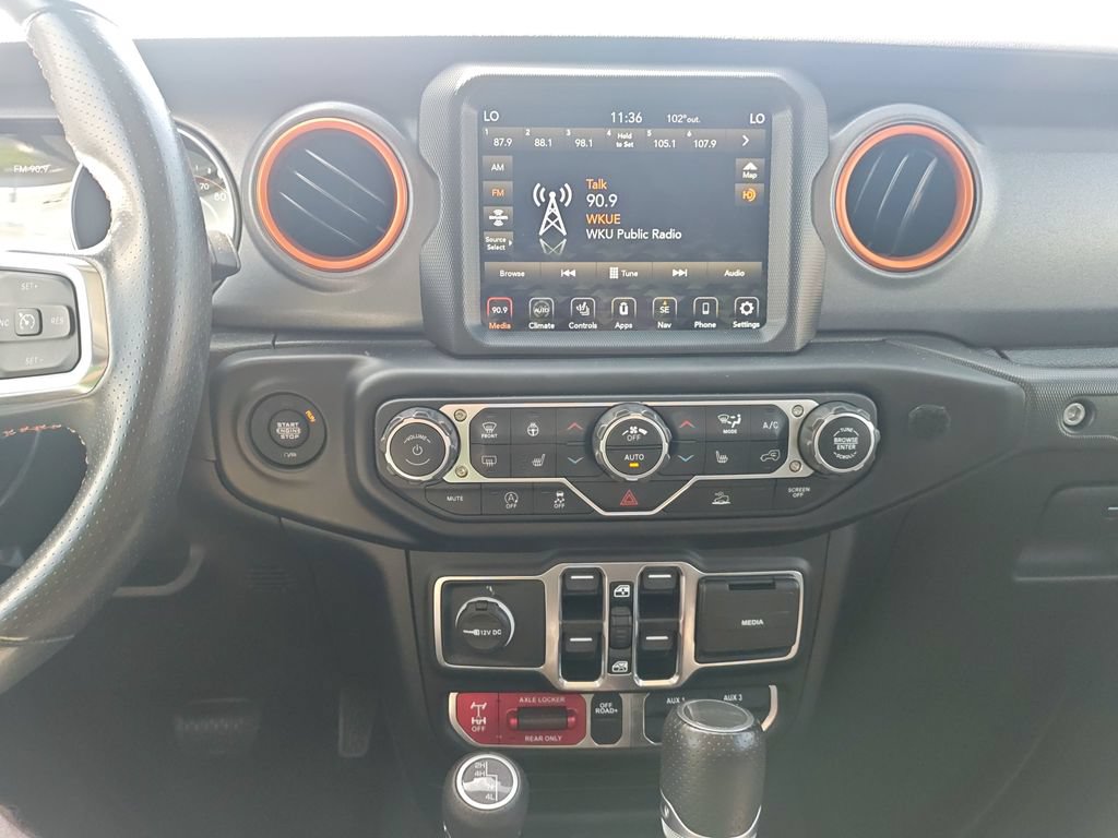 Used 2023 Jeep Gladiator Mojave w/ LED Lighting Group AWD/4WD image 21