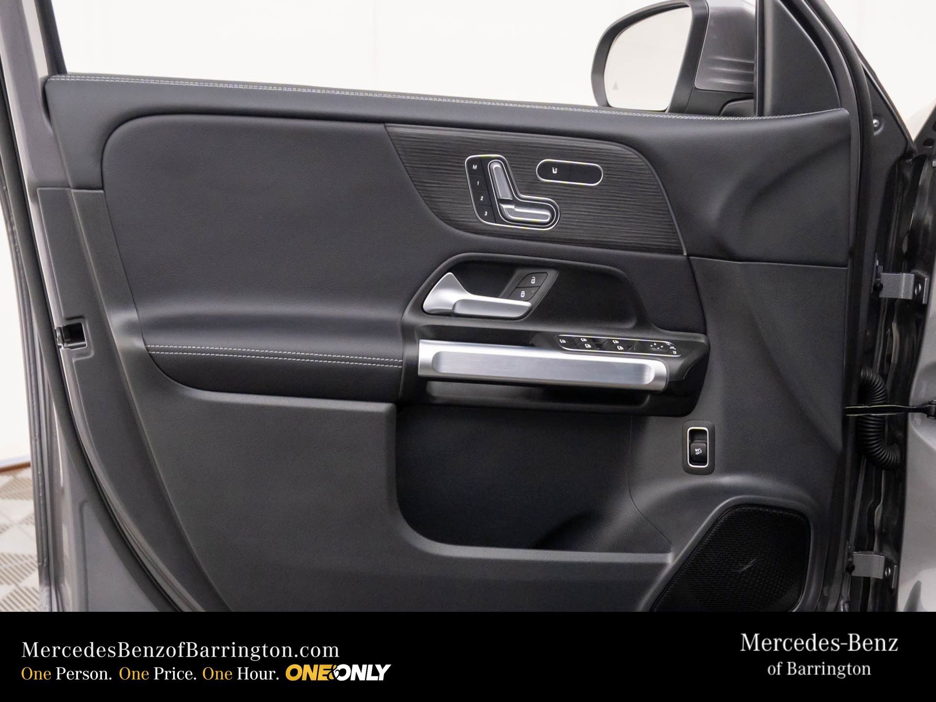 New 2026 Mercedes-Benz GLB 250 4MATIC image 15