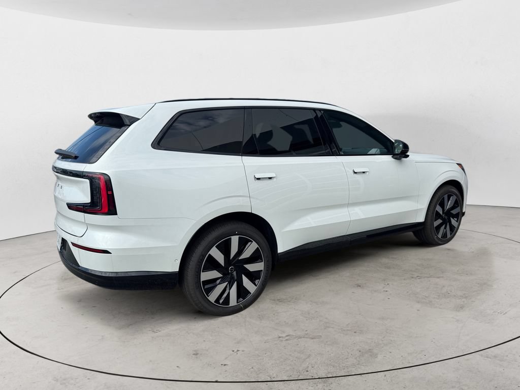 New 2026 Volvo EX90 Ultra AWD/4WD image 7