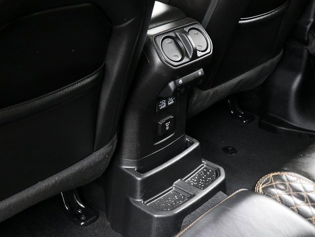 Used 2021 Jeep Wrangler Unlimited Sahara image 14