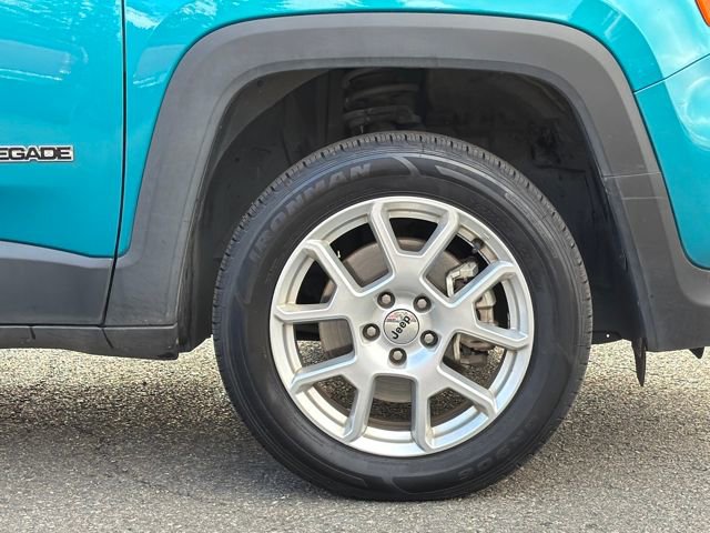 Used 2022 Jeep Renegade Latitude image 9