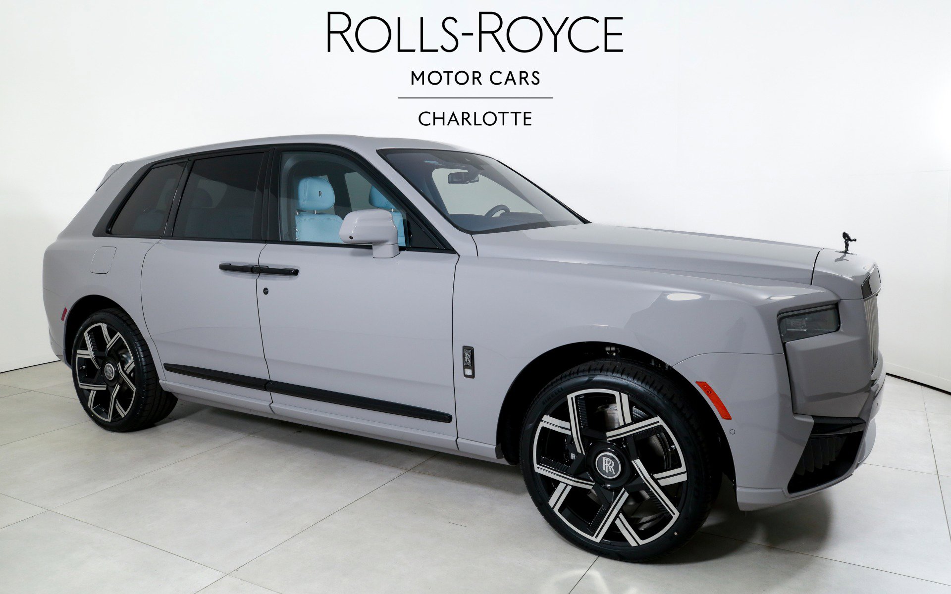 New 2027 Rolls-Royce Cullinan Black Badge AWD/4WD image 5