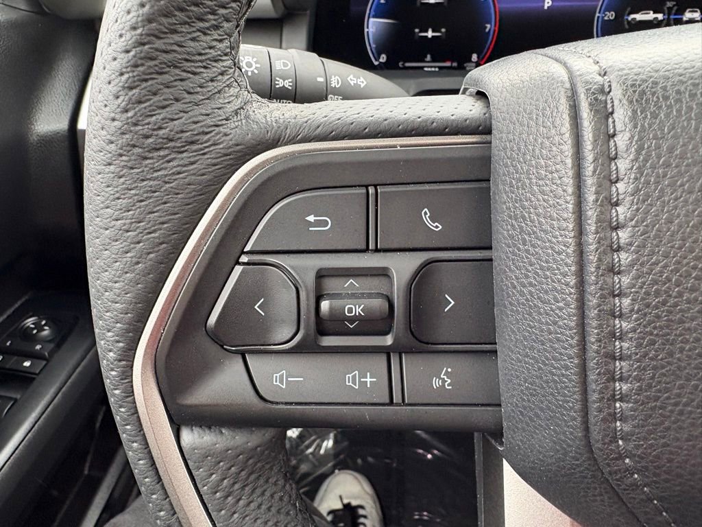 Certified 2025 Toyota Tacoma TRD Sport w/ TRD Sport Premium Package AWD/4WD image 22