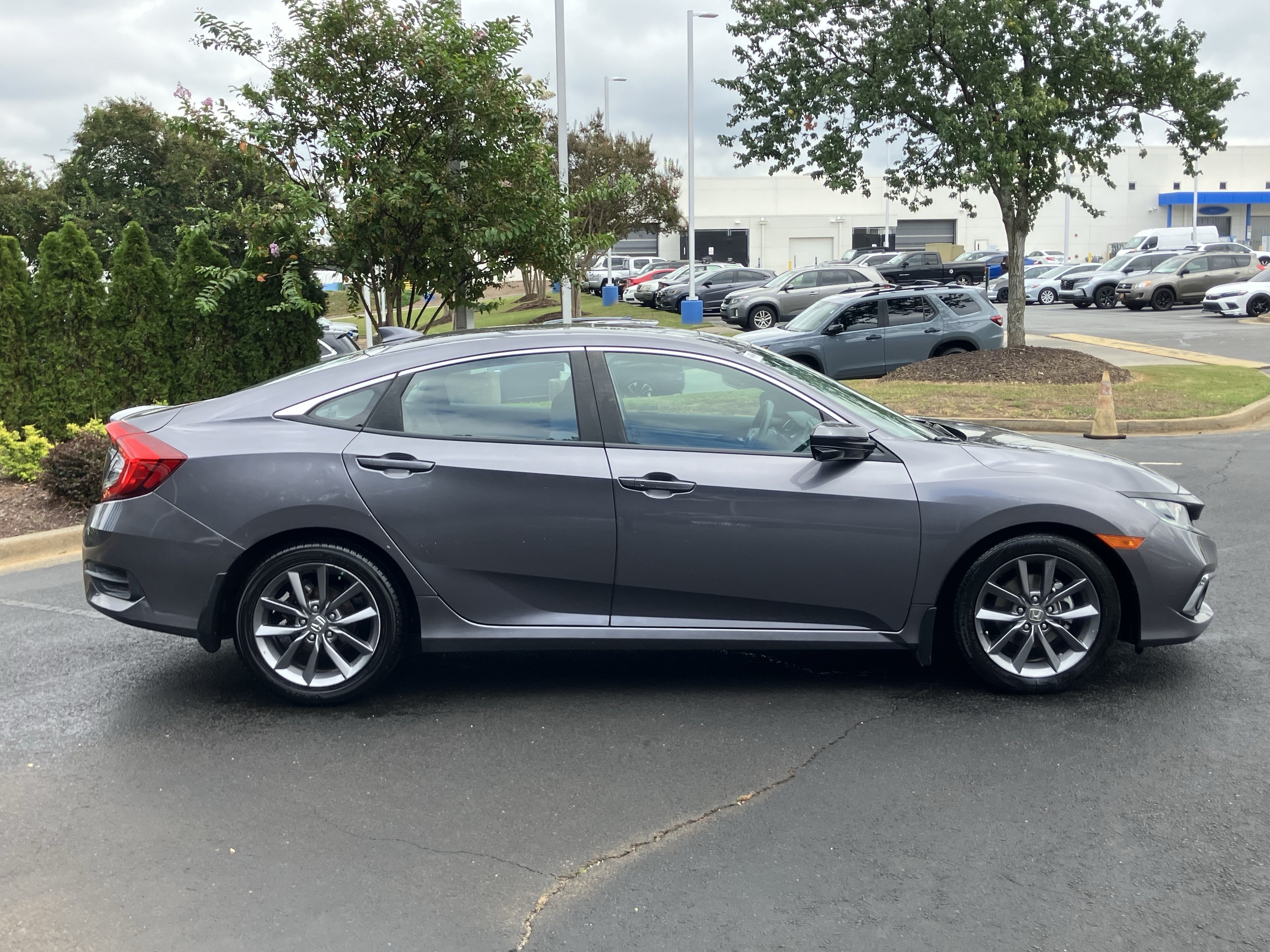 Used 2019 Honda Civic EX image 11