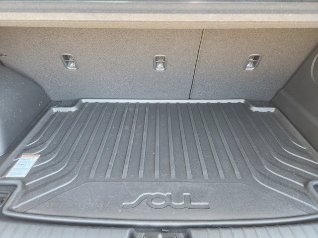 Certified 2025 Kia Soul GT-Line w/ GT-Line Technology Package image 31