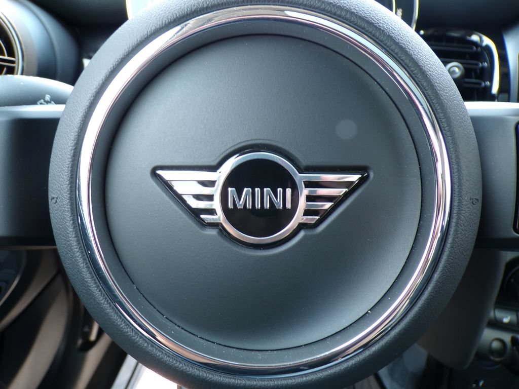 Used 2024 MINI Cooper SE FWD image 29