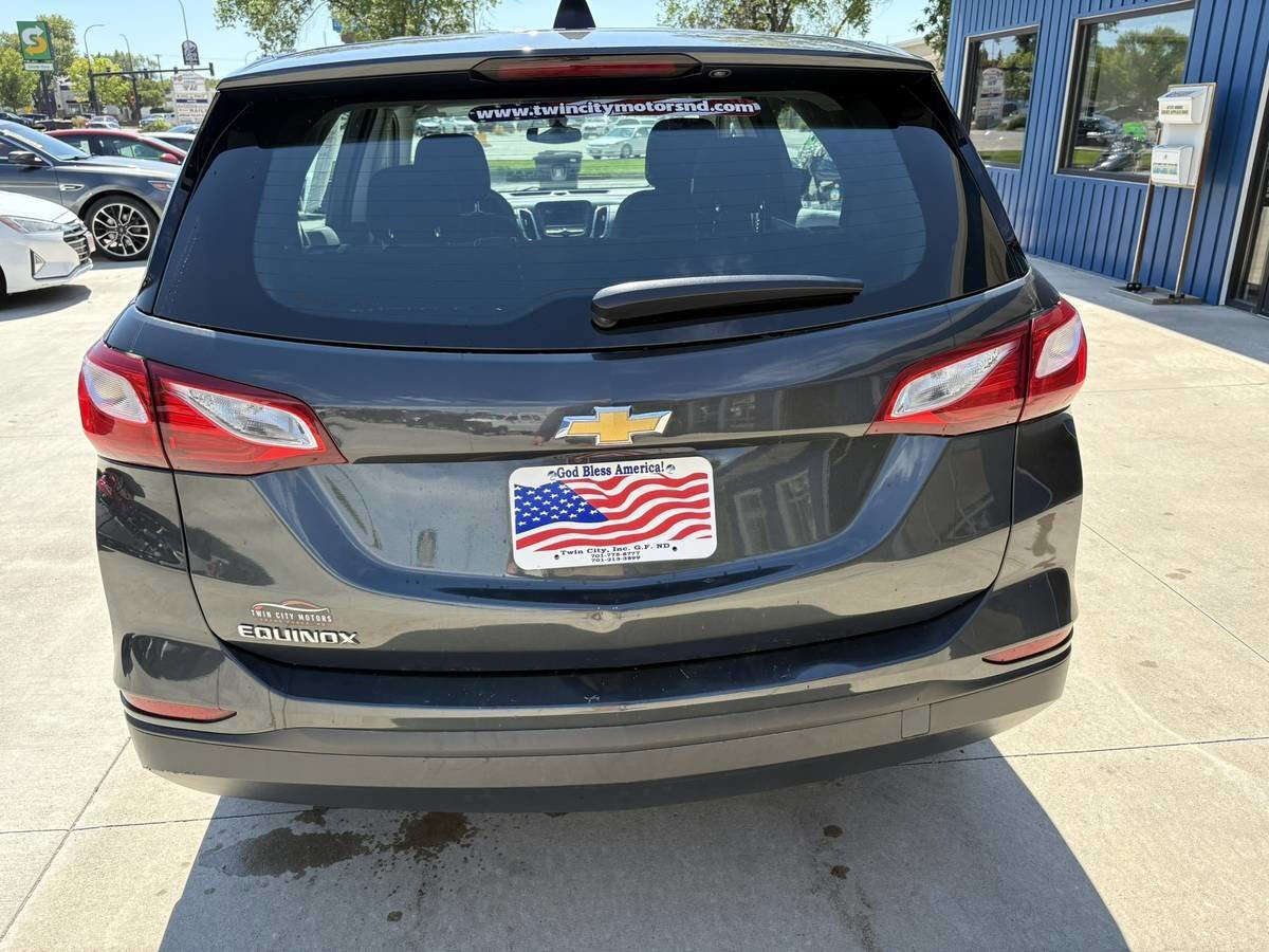 Used 2019 Chevrolet Equinox LS image 7