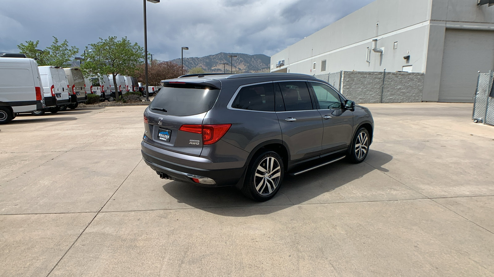 Used 2016 Honda Pilot Touring image 5