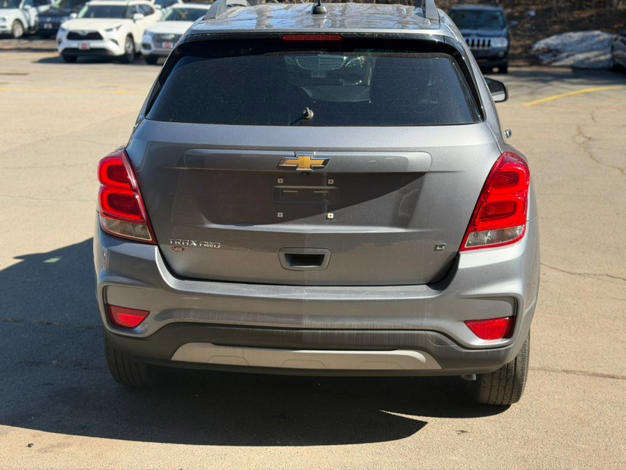 Used 2020 Chevrolet Trax LT w/ LT Convenience Package AWD/4WD image 5