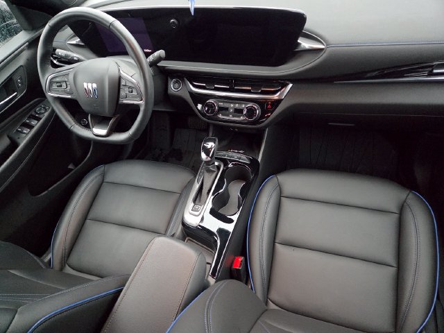 Used 2024 Buick Envista Sport Touring w/ Convenience I Package FWD image 22