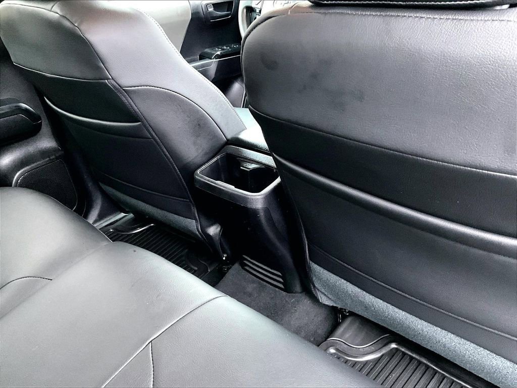 Used 2020 Toyota Tacoma SR image 20