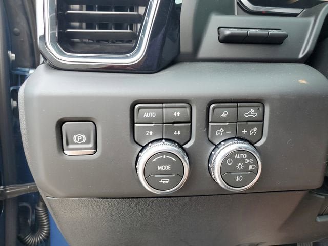 New 2026 GMC Sierra 3500 Denali Ultimate AWD/4WD image 31