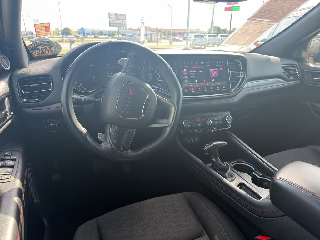 Used 2025 Dodge Durango GT AWD/4WD image 11