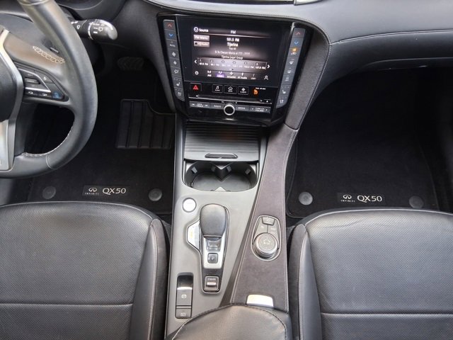 Used 2022 INFINITI QX50 Sensory image 11