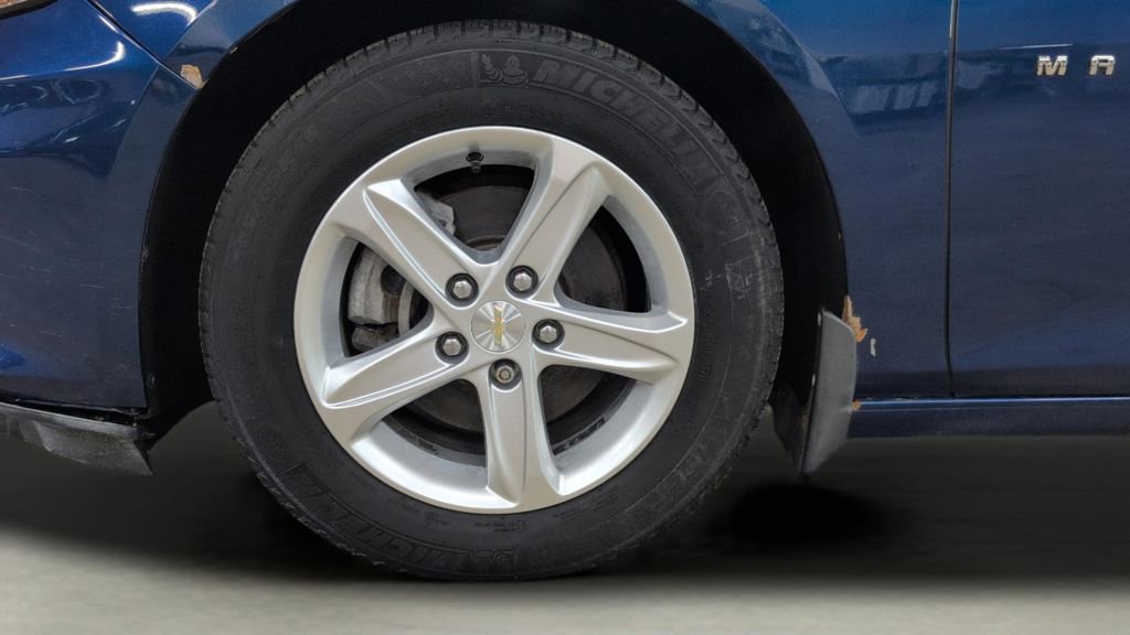 Used 2019 Chevrolet Malibu LS FWD image 26