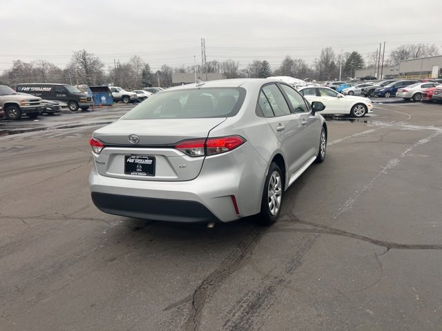 Used 2024 Toyota Corolla LE image 8