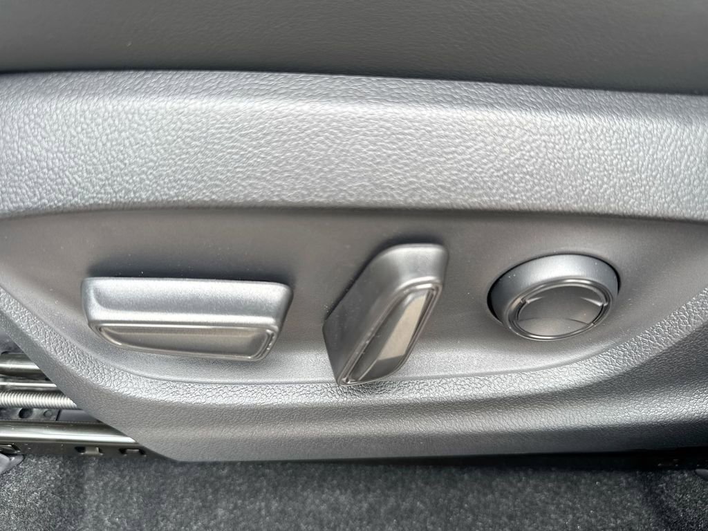 New 2026 Toyota Crown Signia AWD/4WD image 14